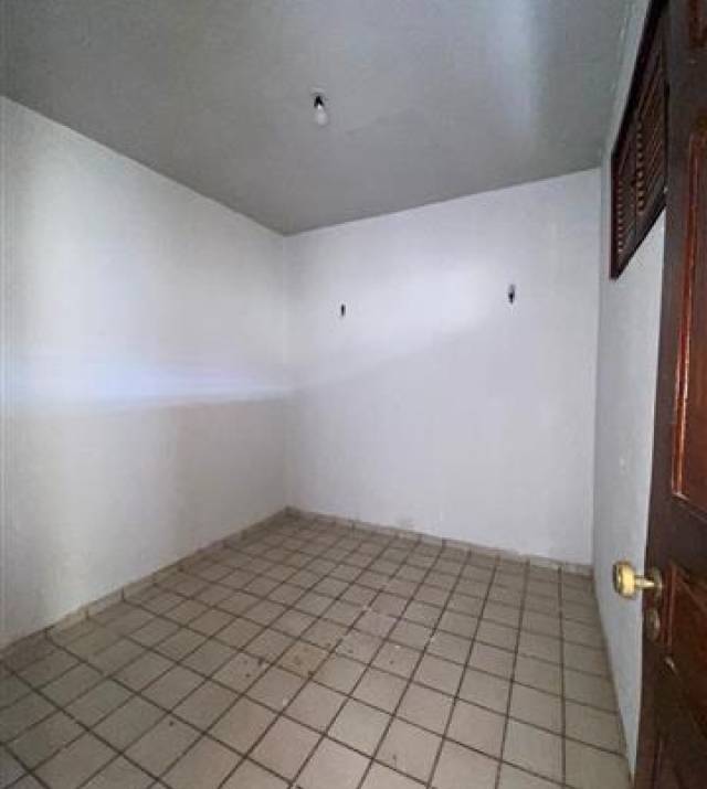 WhatsApp Image 2026-04-07 at 15.50.54 4.jpeg